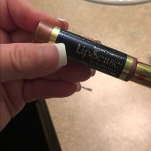 Lip sense “precious topaz”